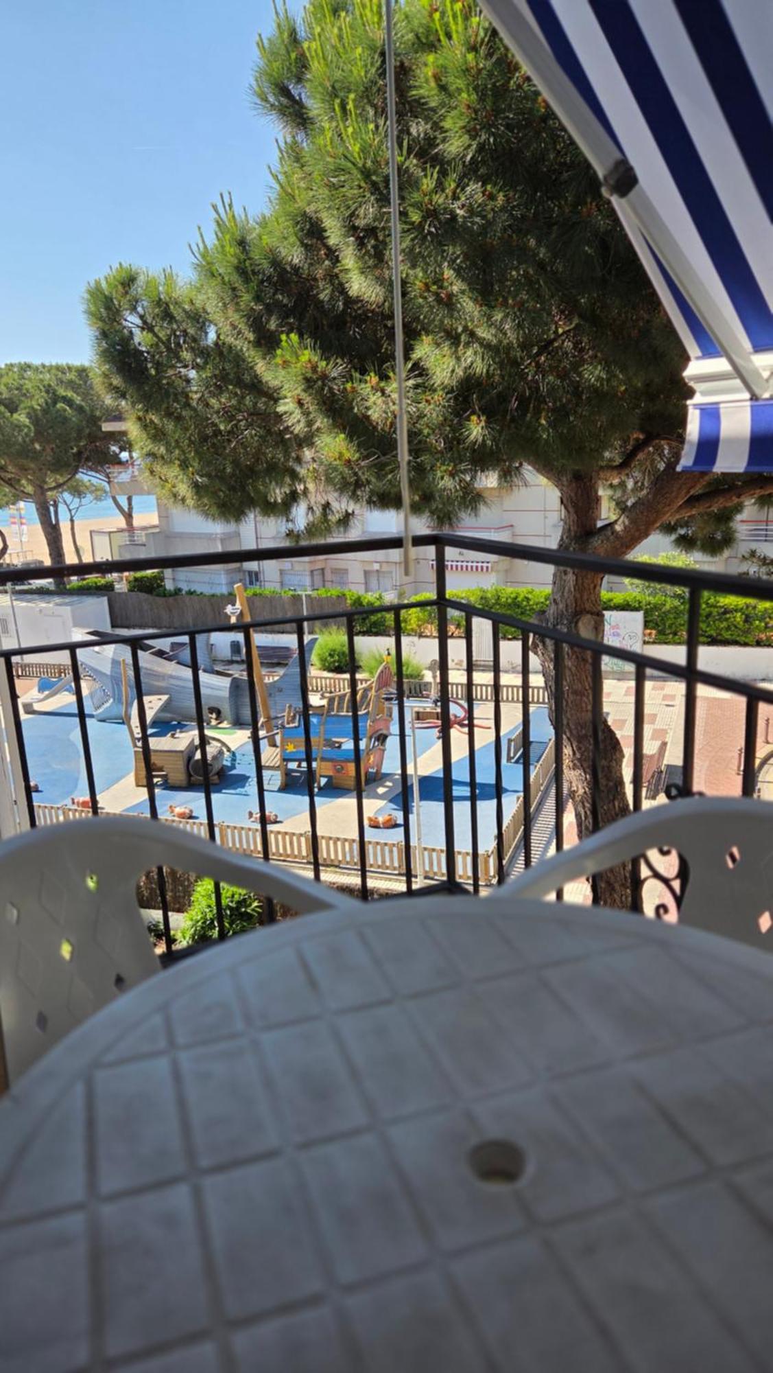 Apartaments Les Roques Платья-де-Аро Экстерьер фото
